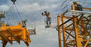 Демонтаж башенного крана в Белове - услуги по демонтажу от Сварной-Блв от 1534 руб.
